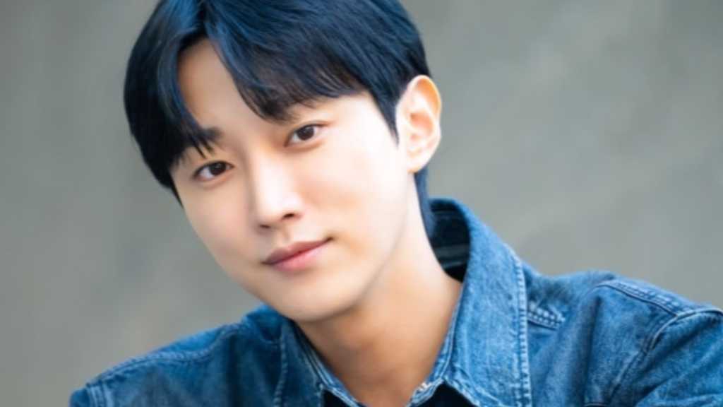 【PHOTO】ドラマ「優しい女 プ・セミ」ジニョン、インタビューで見せた洗練された魅力