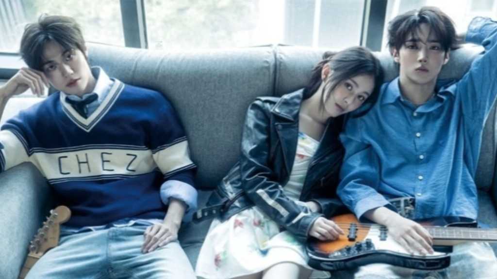 パク・ジフ、AxMxP ハ・ユジュン＆N․Flying イ・スンヒョプと密着！恋人のようなグラビアを公開