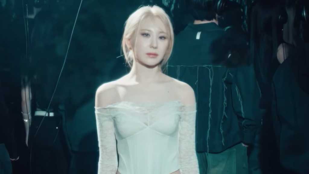 IZ*ONE出身イ・チェヨン、タイトル曲「No Tears On The Dancefloor」MV公開