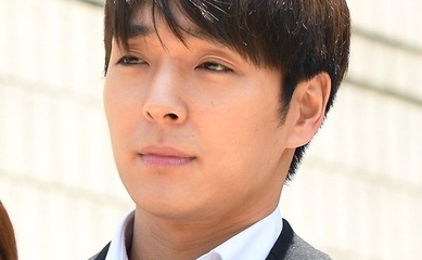 元FTISLAND チェ・ジョンフン、出所後の近況…教会に通う姿が報じられる