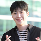 【PHOTO】キム・ソンホ、海外スケジュールのため香港へ（動画あり）