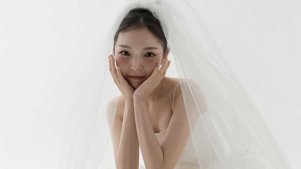 “結婚発表”パク・ジンジュ、挙式を控えウエディング写真が公開！純白のドレスと笑顔に視線釘付け