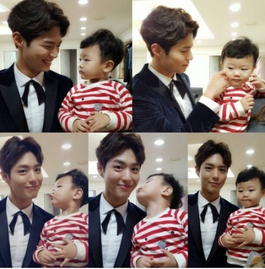 パク ボゴム イ ドングクの息子デバクくんと出会う 頬にチュー Kstyle