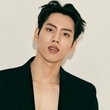 INFINITE ドンウ、ファンに神対応…着ていた服をプレゼント！？