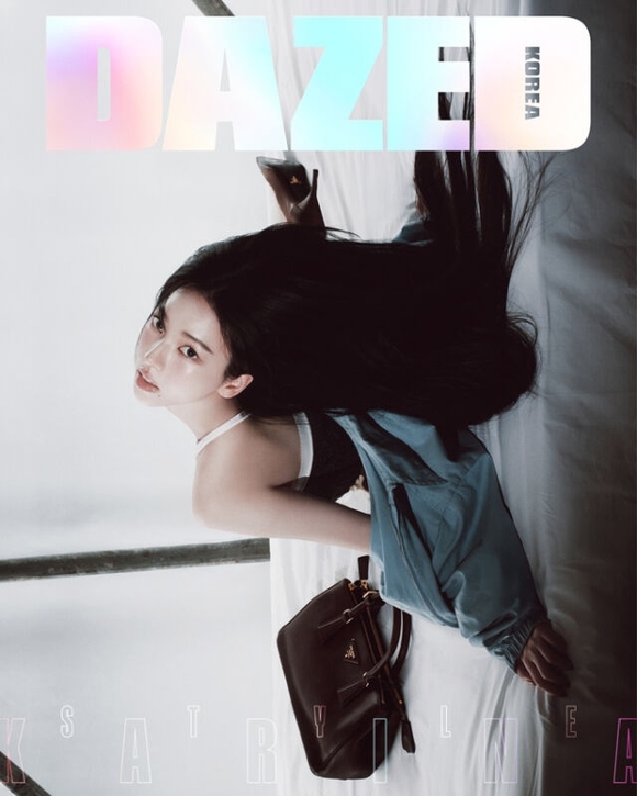 aespaのKARINA、活動へのプライドを語る…グラビアで一風変わった魅力