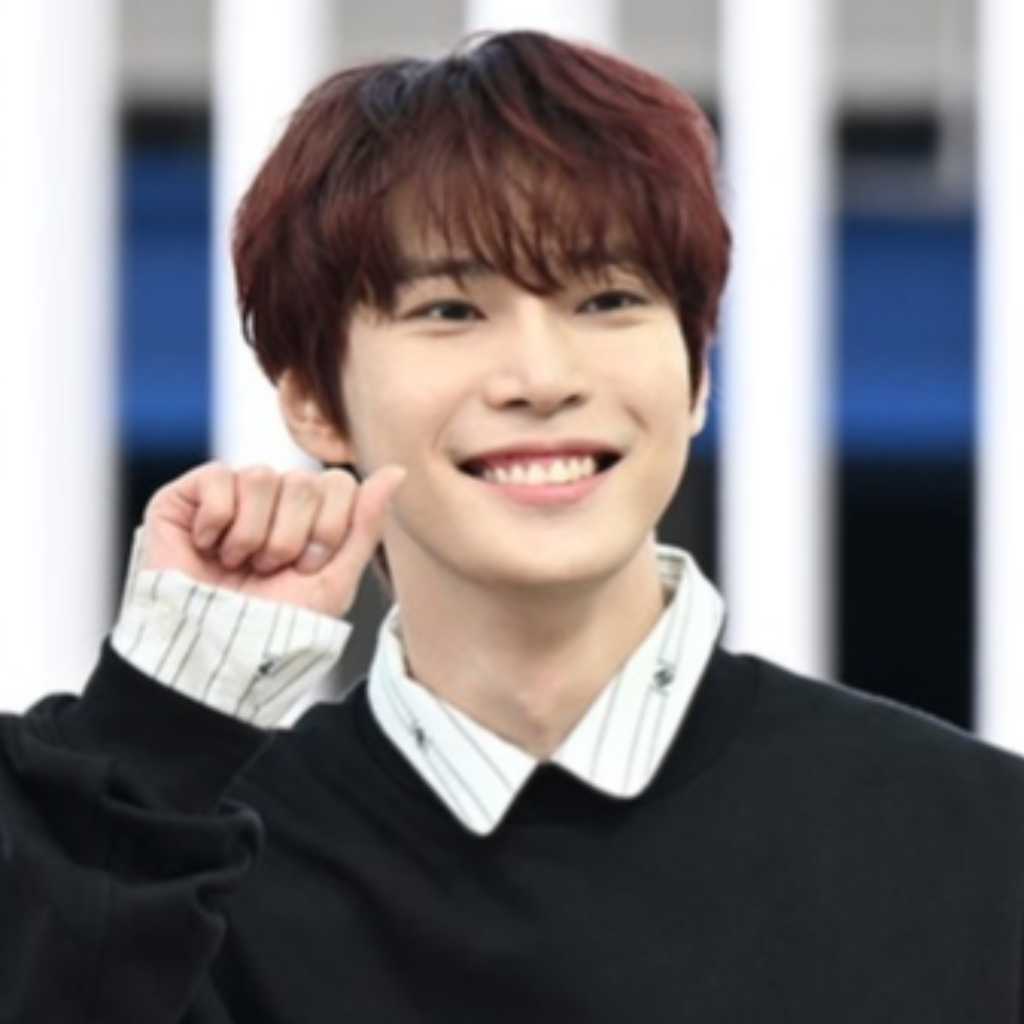 NCT ドヨン、軍服務中に約1,000万円を寄付…自立を準備する若者を支援