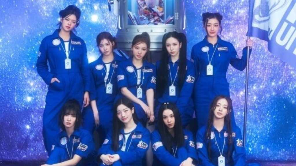 TWICE 10VE UNIVERSE ペンミ 会場限定 5万ウォン モモ TWICE モモ 10VE UNIVERSE ペンミ オリジナル ぬいぐるみ - メルカリ