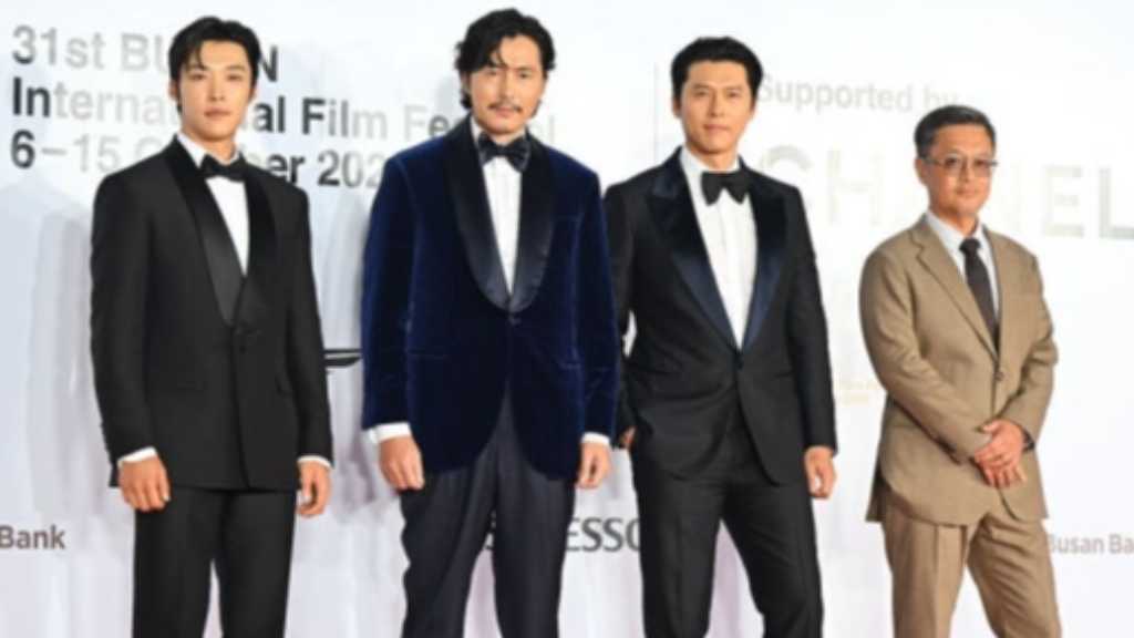【PHOTO】ヒョンビン＆チョン・ウソンら「釜山国際映画祭」開幕式のレッドカーペットに登場