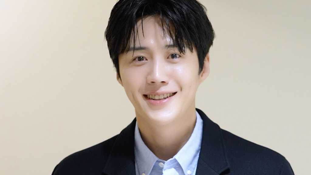 【Kstyle14周年】キム・ソンホさんからお祝いメッセージをいただきました!