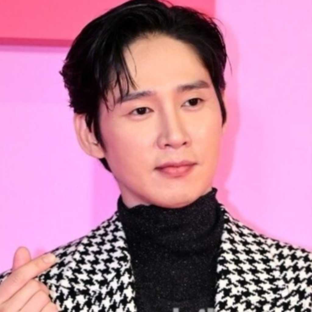 パク・ソンフン、新ドラマ「未婚男女の効率的な出会い」で復帰なるか…事務所がコメント