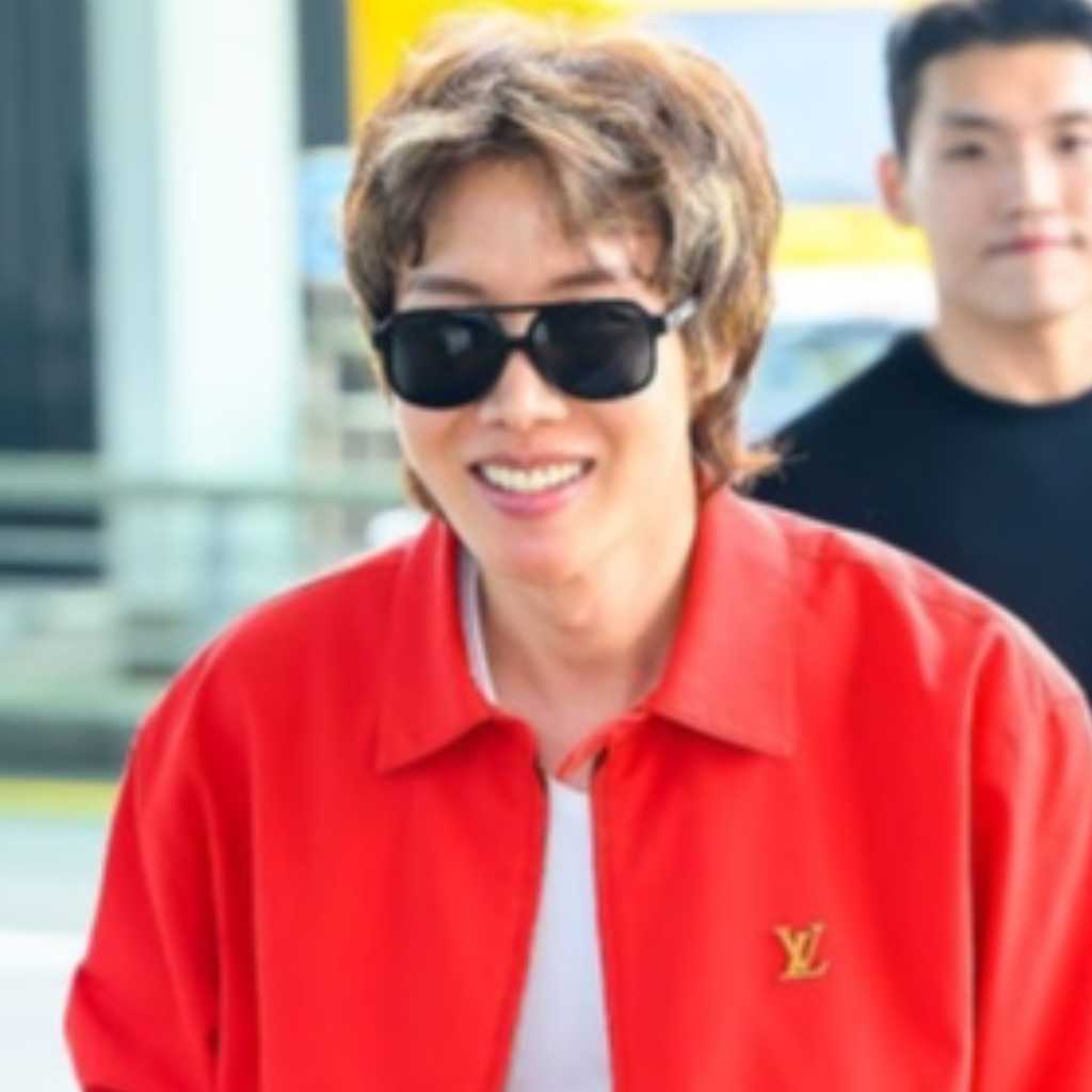 【PHOTO】BTSのJ-HOPE、海外スケジュールのため出国