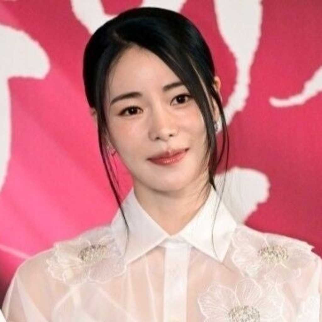 イム・ジヨン、美しいビキニ姿を披露！バリ島での優雅なひとときを公開