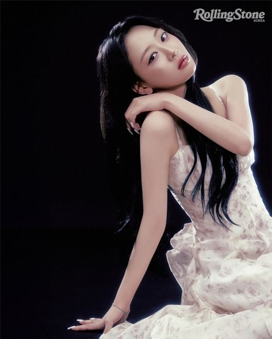 今月の少女（LOONA） イヴ、シックで魅惑的なグラビア公開…優れ