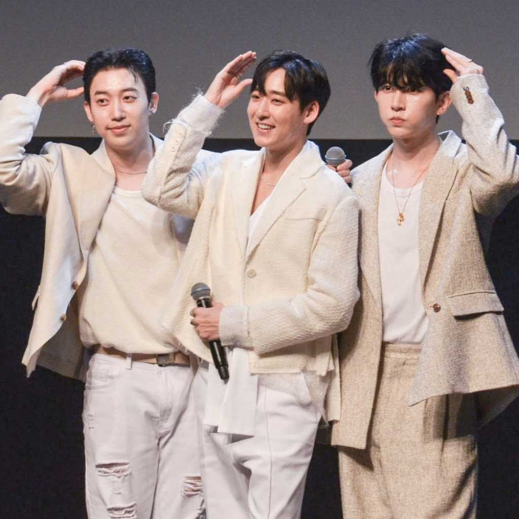 UKISS フン＆キソプ＆ケビン、日本で8年ぶりの再集結ステージを披露！ファン歓喜