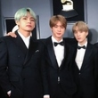 BTS（防弾少年団）「Grammy Awards」で着たスーツをグラミー・ミュージアムで展示へ…リアーナら有名アーティストの衣装も