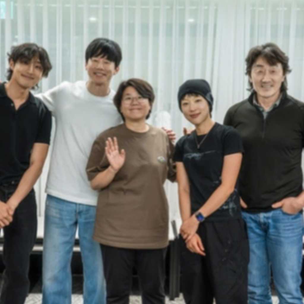 イ・ジョンウン&キム・ムヨルら、Netflix新シリーズ「おばあちゃん」豪華キャストを公開