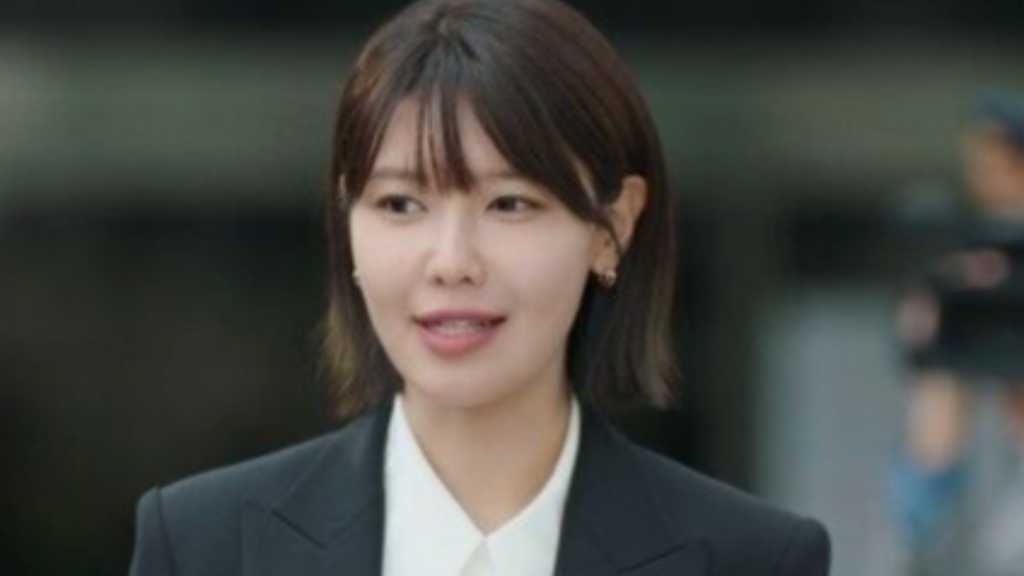 放送開始「アイドルアイ」少女時代 スヨン、“推し”キム・ジェヨンと意外な場所で対面！？【ネタバレあり】