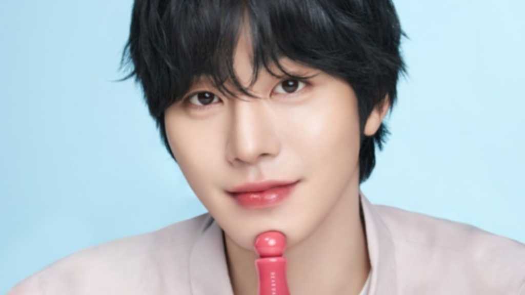 アン・ヒョソプ、韓国コスメブランド「DERA DAHLIA」のアンバサダーに!