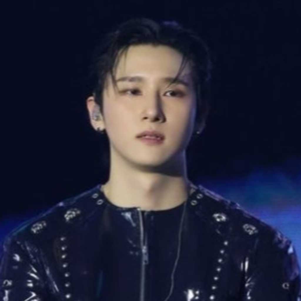 “まもなく入隊”MONSTA XのI․M、K-POPで初!?コンサート中に丸刈りに