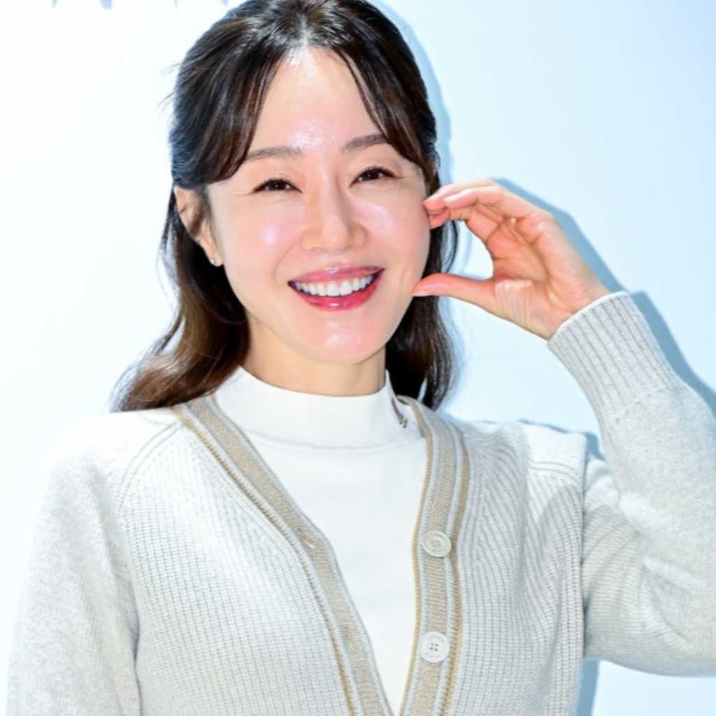 【PHOTO】オム・ジウォン、ブランド「LANVIN BLANC」のイベントに出席