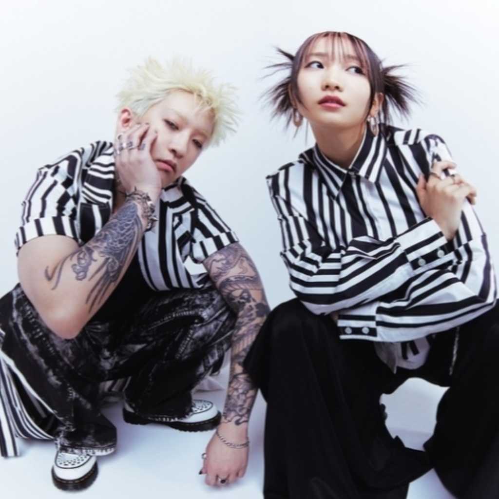 YOASOBI、韓国コンサートへの期待を語る「サポートしてくれたNewJeansとAKMUに感謝」