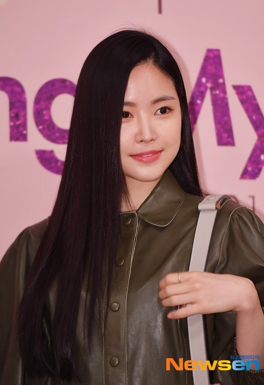 Photo Apink ソン ナウン サマンサタバサ ホテルのコラボイベントに出席 輝く美貌 Kstyle