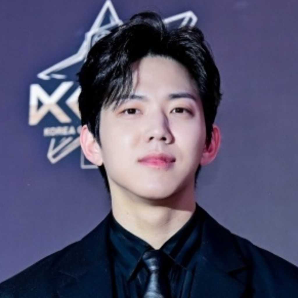 DAY6 ドウン、韓国の人気YouTuberとの熱愛・結婚説に言及？「傷つけてしまって申し訳ない」