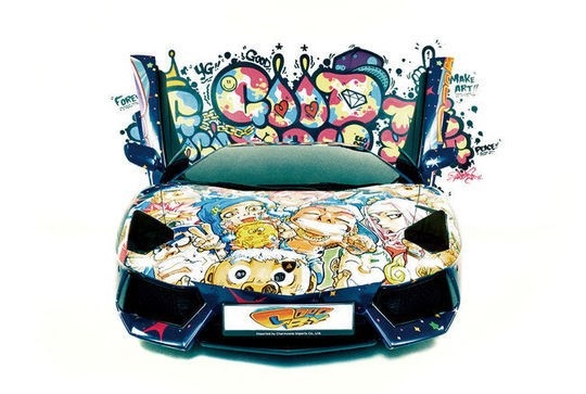 G Dragon 7日 人気歌謡 で愛車のスポーツカーを公開 Gd Solの地上波初ステージ記念 Kstyle