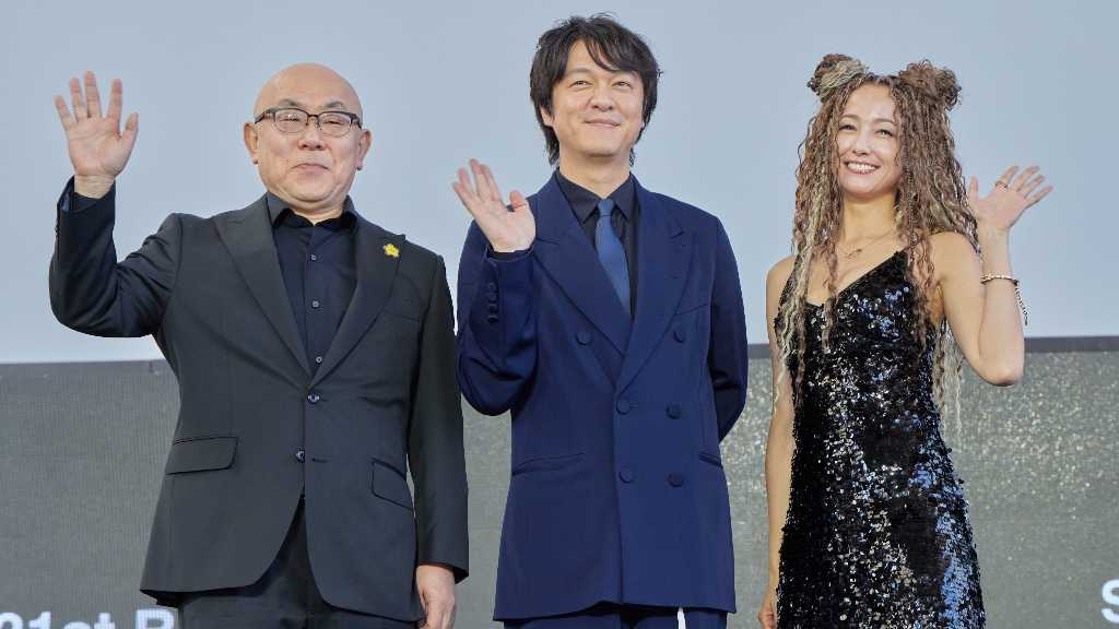 丸山隆平、韓国語のセリフに挑戦!沢尻エリカは“やっほー”と観客に挨拶も…「釜山国際映画祭」舞台挨拶に登壇