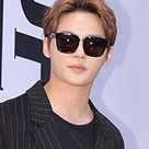 【PHOTO】JYJ ジュンスからユ・ヨンソクまで、映画「大俳優」VIP試写会に参加