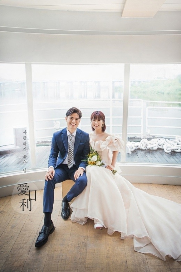 交際6ヶ月で結婚 妊娠を発表 クォン ミジン 8月29日に挙式 幸せそうなウェディンググラビアを公開 Kstyle