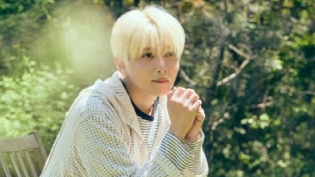 SUPER JUNIOR リョウク、タイトル曲「Runaway」MV公開…夏らしい爽やかな雰囲気に注目