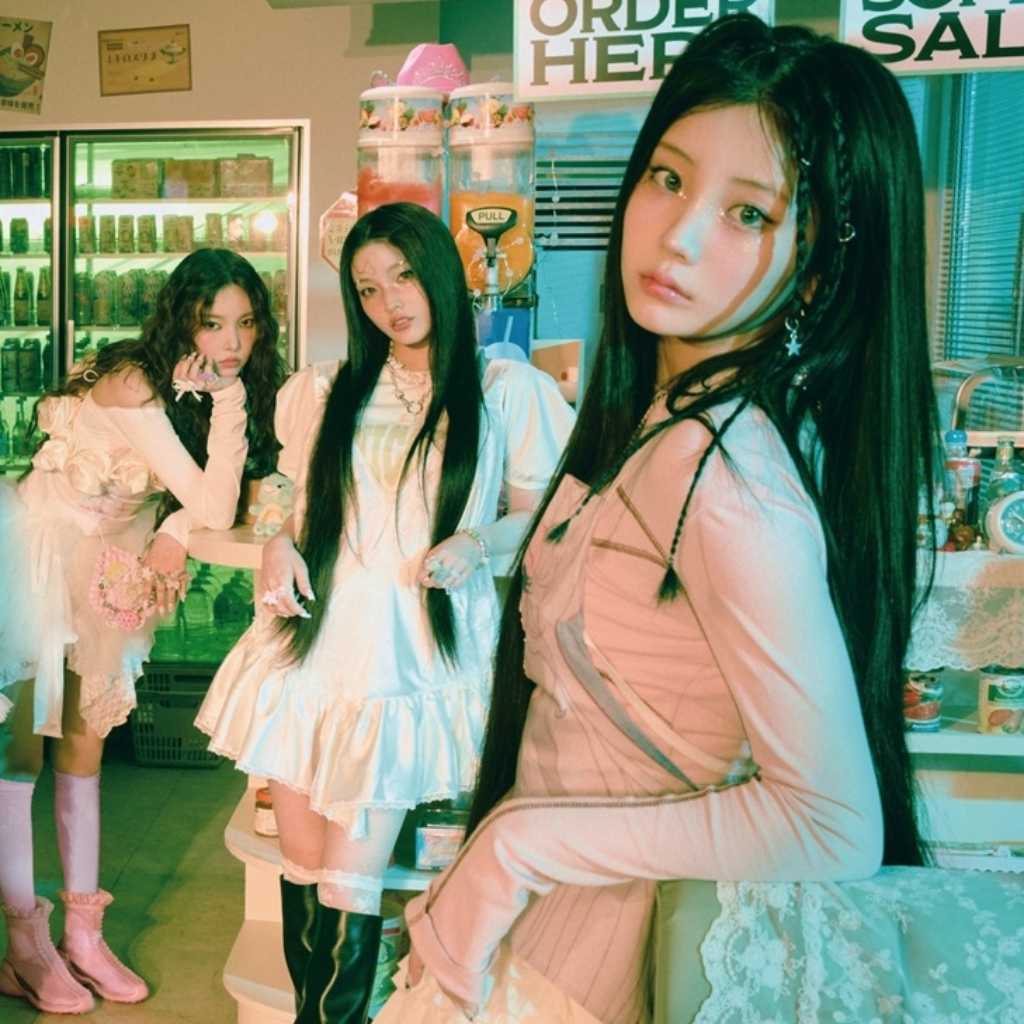 ILLIT、日本1stシングル「時よ止まれ」が日本レコード協会のゴールド認定を獲得！