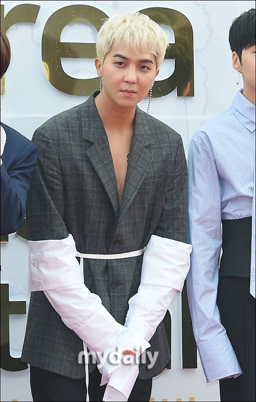 Winner ソン ミノ Mix Nine にスペシャル審査委員として出演 Kstyle