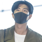 【PHOTO】BTS（防弾少年団）のRM、ファッションウィークに出席するためイタリアへ出国（動画あり）