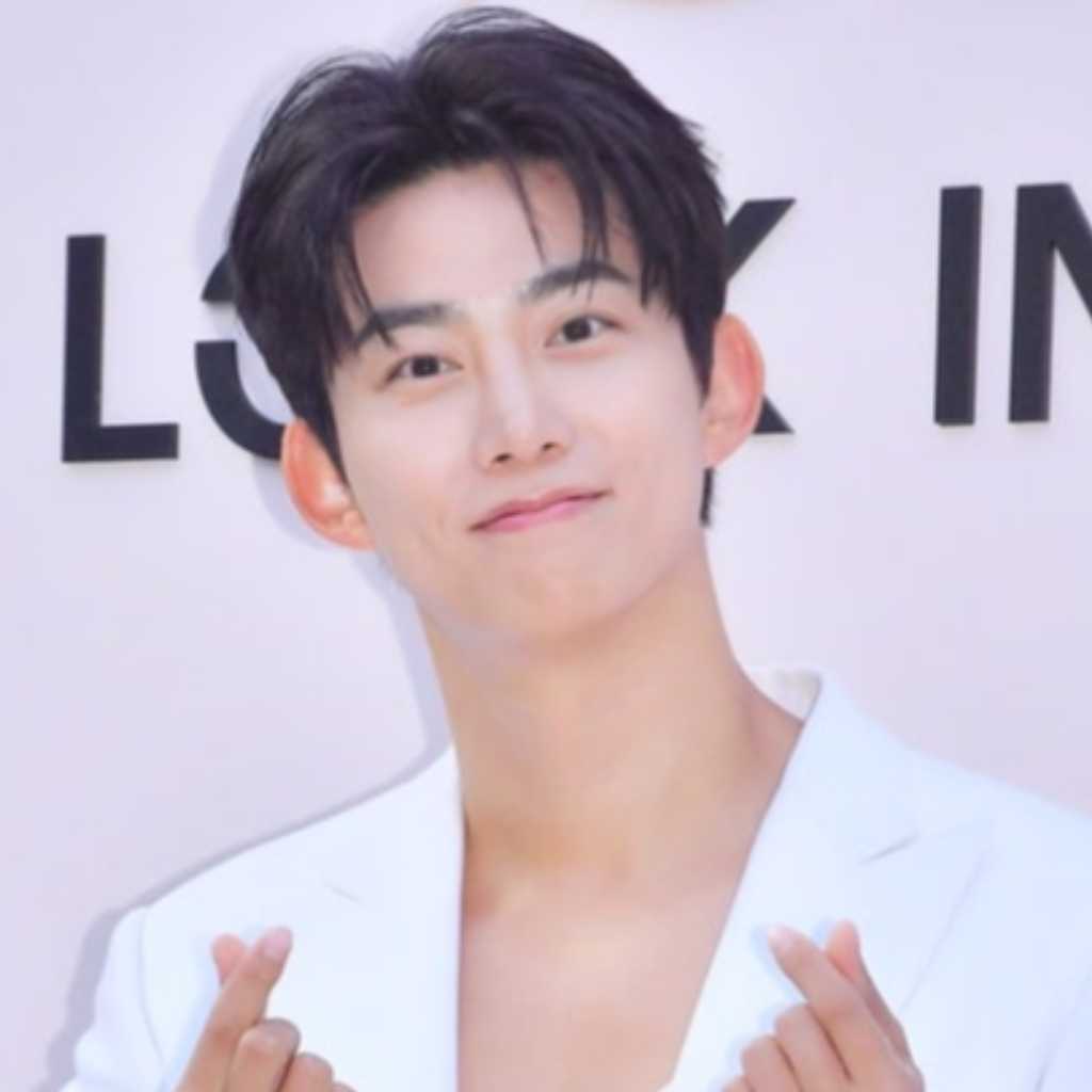 【PHOTO】2PM テギョンからTWICE ミナ、ムン・ガヨンまで！「SK-II」のイベントに出席