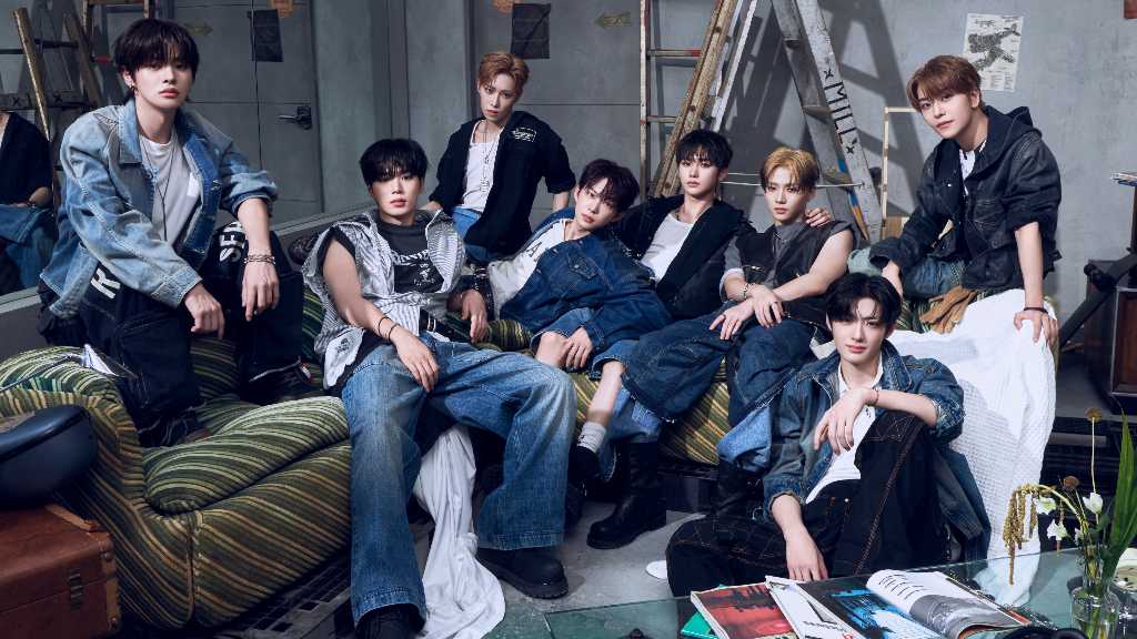 ALPHA DRIVE ONE、1stミニアルバム「EUPHORIA」FREAK ALARMバージョンのコンセプトフォト&フィルムを公開