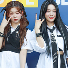 【PHOTO】Billlie＆パク・ソヒョン、ラジオ出演のため放送局へ…キュートなポーズで挨拶