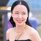 【PHOTO】チョン・ドヨン「第59回百想芸術大賞」レッドカーペットに登場