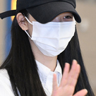 【PHOTO】aespaのKARINA、海外スケジュールを終えてフランスから帰国（動画あり）