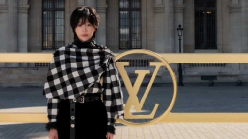 IZ*ONE出身チョ・ユリ、大胆なショートヘアに変身！愛らしい魅力の近況ショットが話題