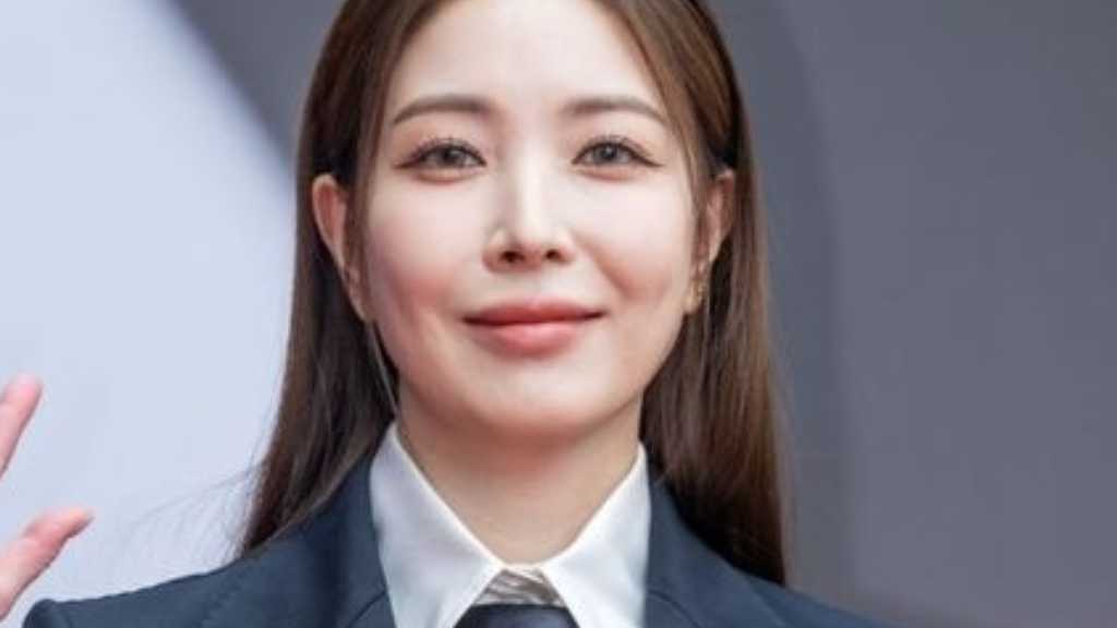 BoA、25年間所属したSMとの専属契約が終了「アジアの星としての歩みを今後も応援する」(公式)