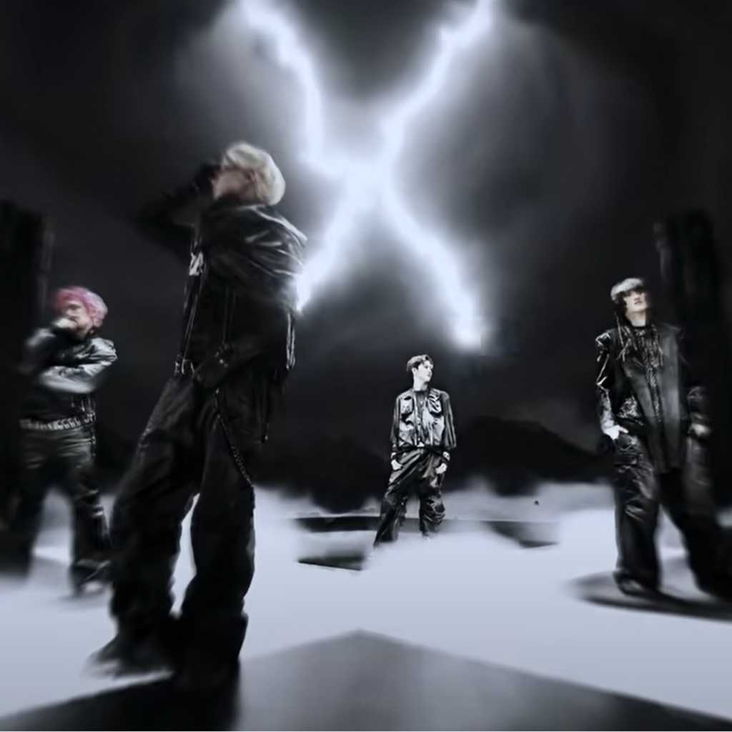 AxMxP、ダブルタイトル曲「PASS」MV公開…激しく強烈な雰囲気