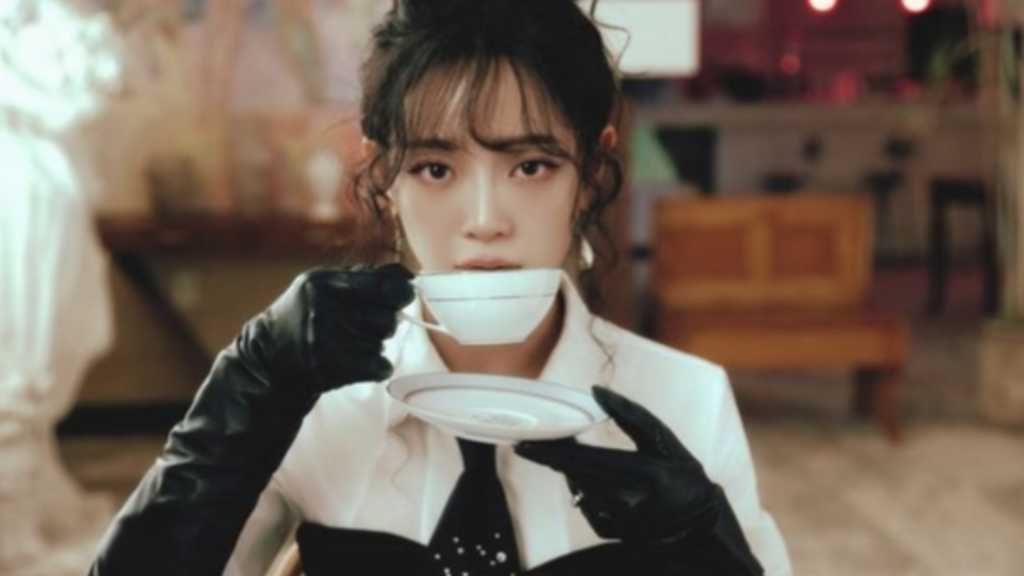 キム・セジョン、1stシングル「太陽系」Atelierバージョンのコンセプトフォトを公開