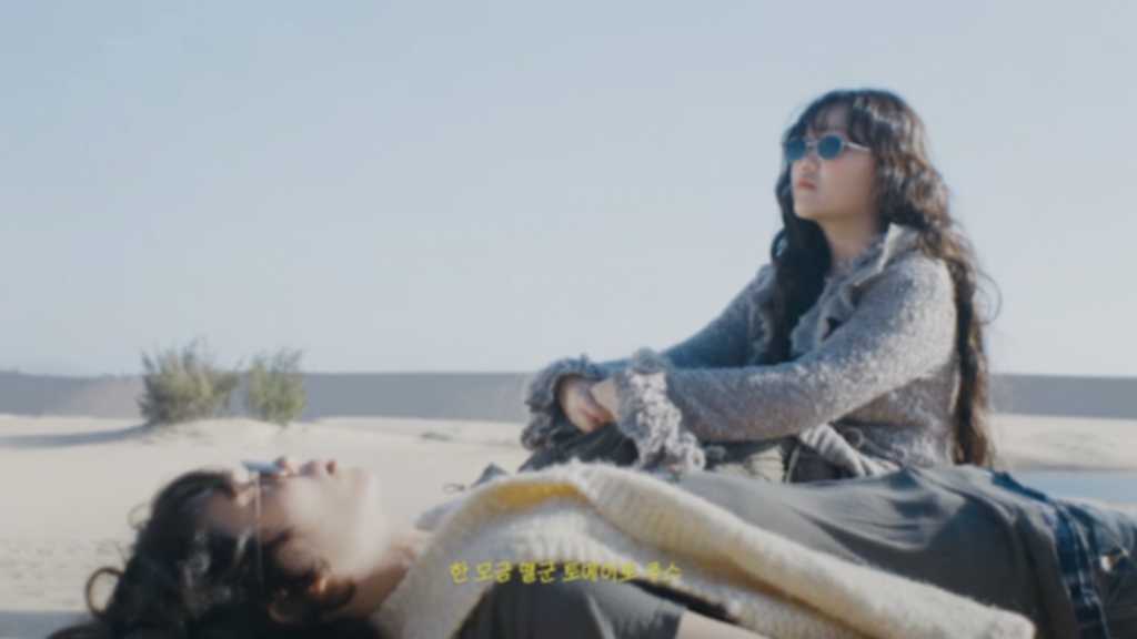 AKMU、タイトル曲「喜び、悲しみ、美しい心」MV公開…深みのある歌声で慰めのメッセージ