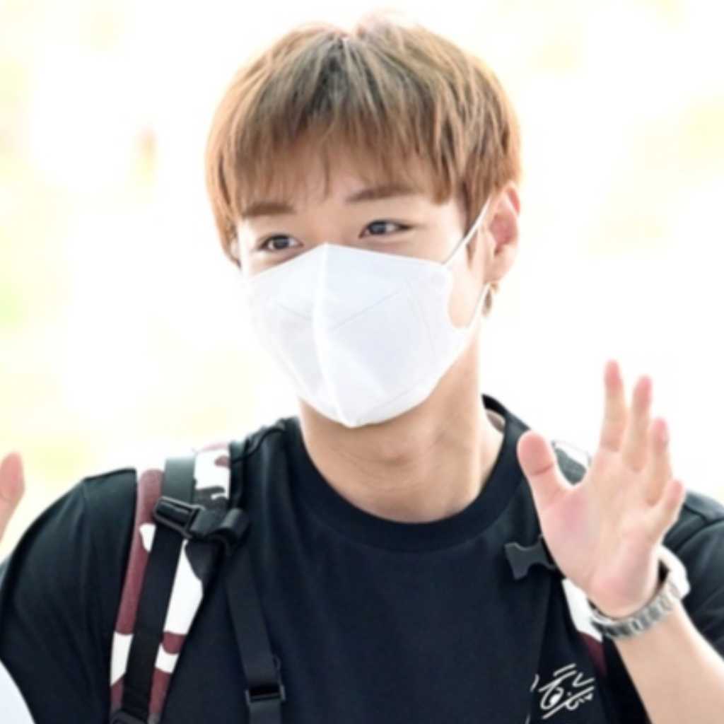 【PHOTO】Wanna One出身パク・ジフン、ファンコンサートのため台湾へ出国(動画あり)