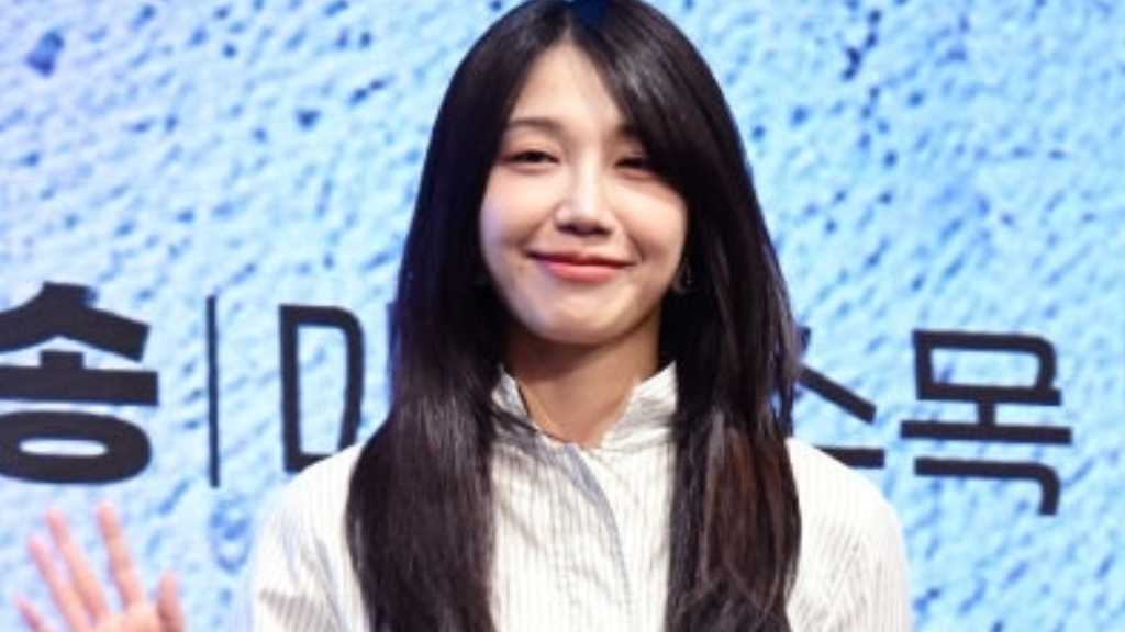 Apink チョン・ウンジ、新事務所へ移籍した心境を告白…今後にも言及「グループ活動は継続」