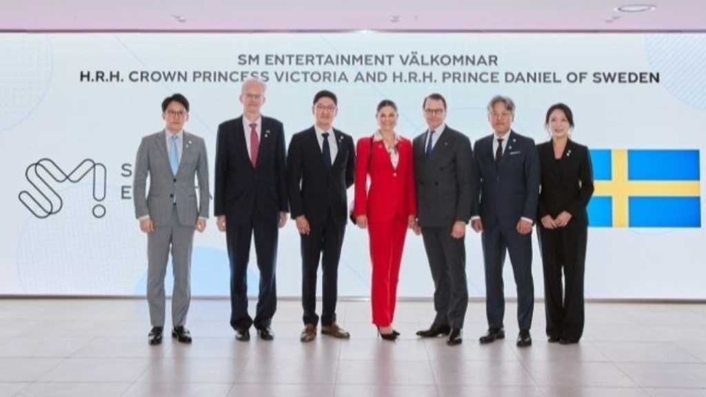 SMエンターテインメント、スウェーデンのビクトリア皇太子夫妻と歓談…Hearts2Heartsとの対面も