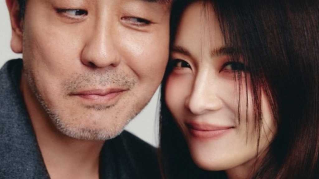 リュ・スンリョン＆ハ・ジウォン、まるで夫婦のような密着ショット公開…映画「雨光」とは異なる雰囲気
