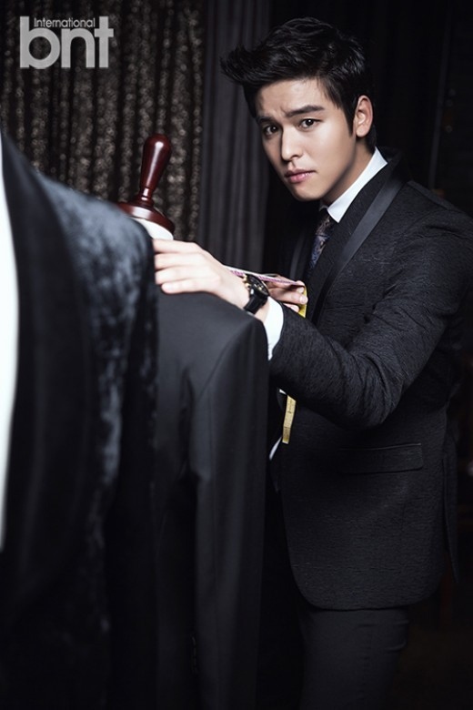 イ ジャンウ 公開恋愛 結婚する気がないならよくないと思う Kstyle